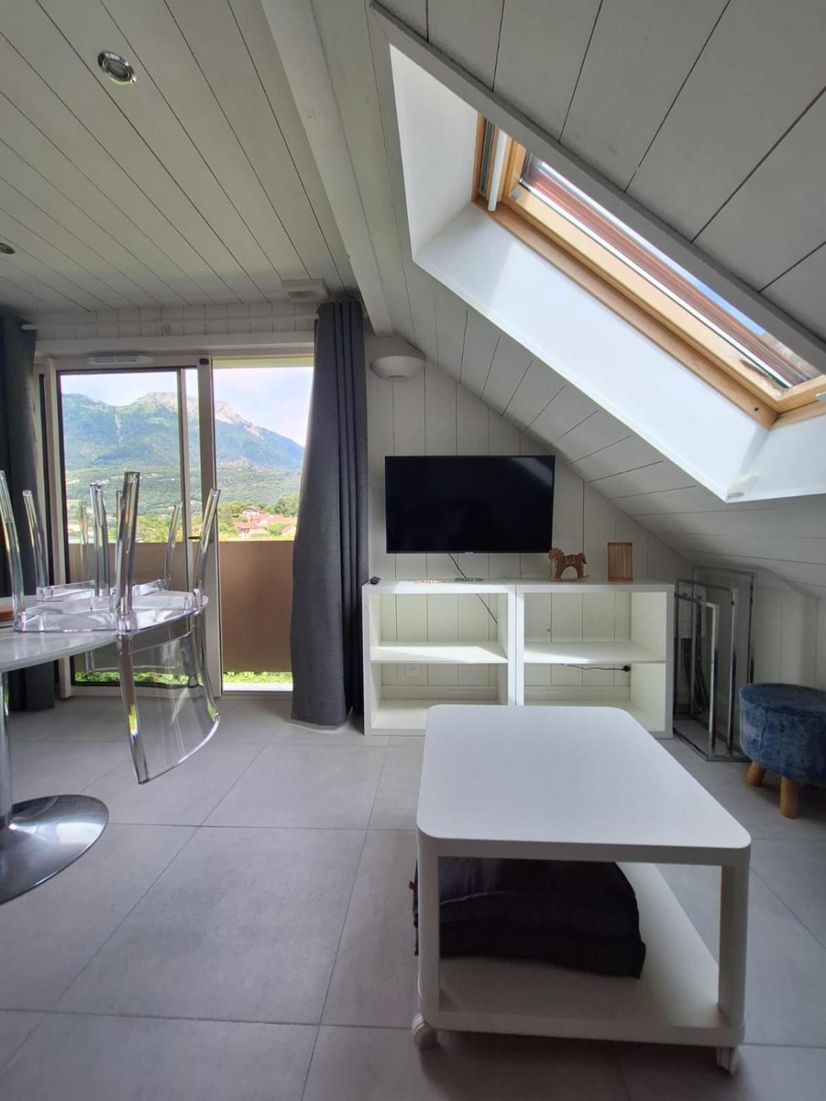 La Baie Des Voiles 3 Chambres 4 A 6 Personnes Au Bord Du Lac Plage Privee Duingt Eksteriør bilde